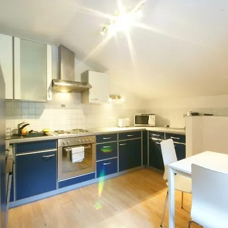 Martha Apartment *